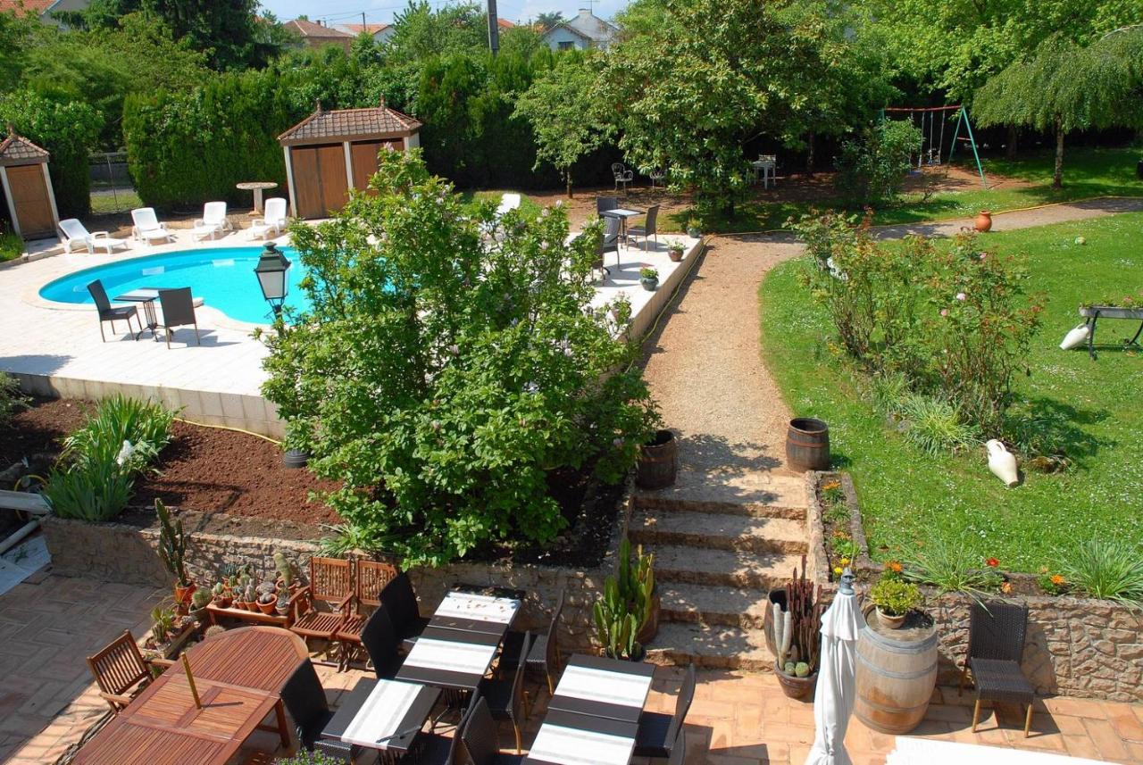 Roumazières Hotel Du Commerce Chez Stephane מראה חיצוני תמונה